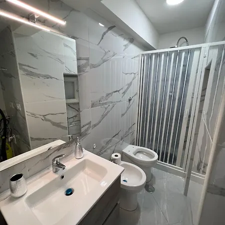Bro And Sis House Apartment *