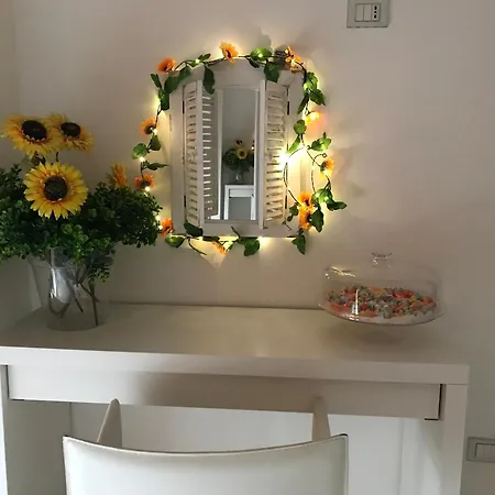 Casa Sandro 8 Apartment *
