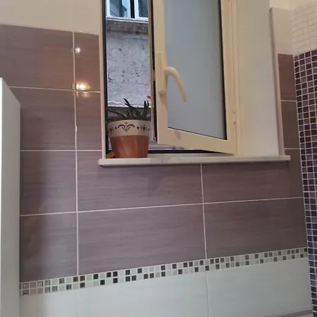 Apartment Cuore Di Centro Naples