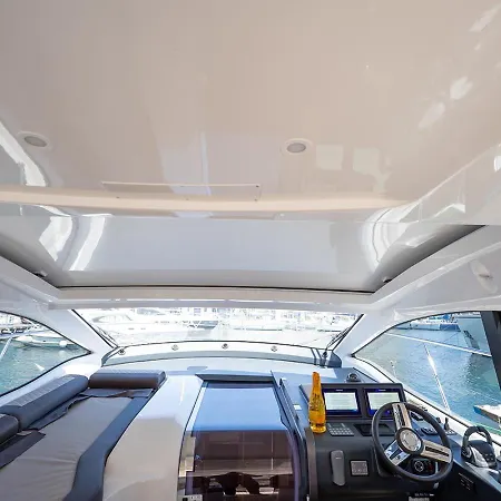 Greros Yacht By Clapa H.&g Group Botel Neapel