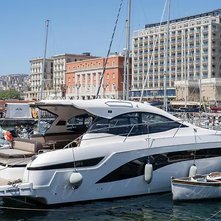Greros Yacht By Clapa H.&g Group Neapel