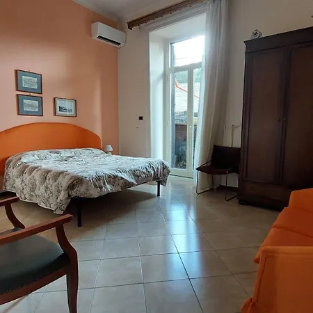 Ventottesima Vacanza + Feriehus Napoli