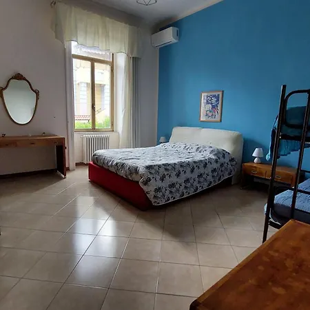 Ventottesima Vacanza + *