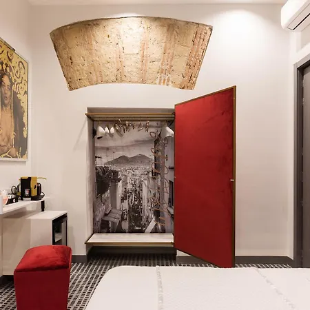 Three Toledo Guest house *