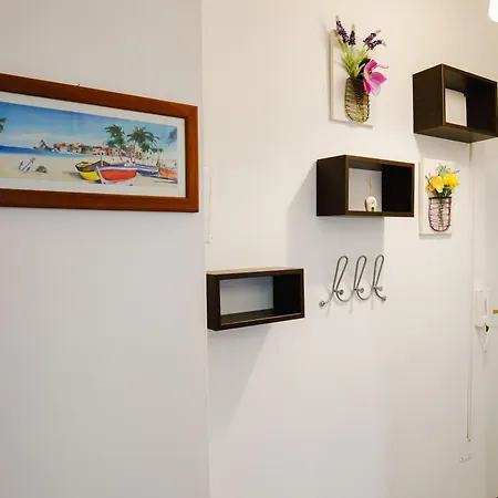 Casa Intera In Via Dell Epomeo 175