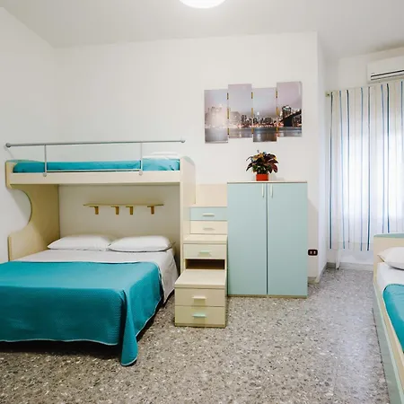 Casa Intera In Via Dell Epomeo 175 Naples