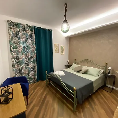 Fly Apartment