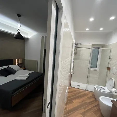 Fly Apartment