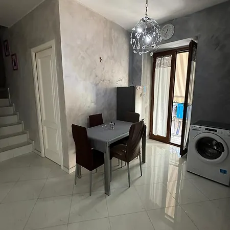Ilary House Apartment *