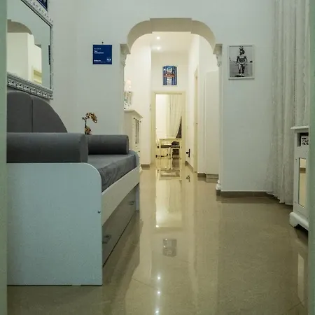 Apartment Casa Montecalvario Naples