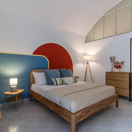 Vivaldo Spaccanapoli * Naples