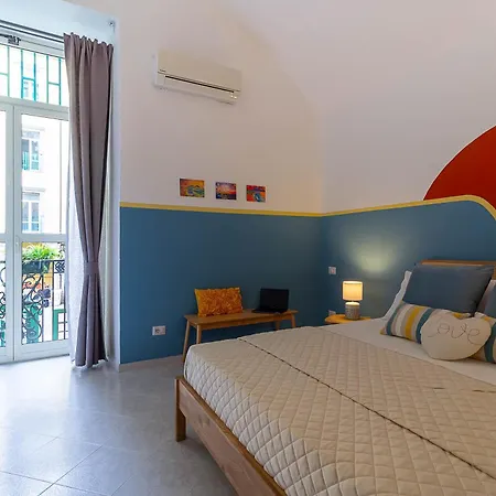 Vivaldo Spaccanapoli * Naples