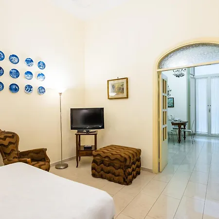 Apartment Homely By Wonderful Italy Naples