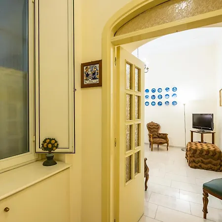 Apartment Homely By Wonderful Italy Naples