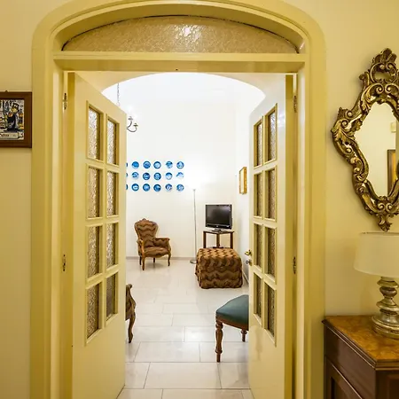 Homely By Wonderful Italy *