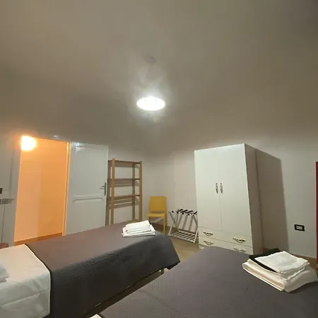 Tre Regine Apartment Naples