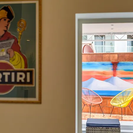 Apartment Amazing And Penthouse With Terraces In The Heart Of Naples