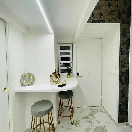 Frank Anthony Apartment *