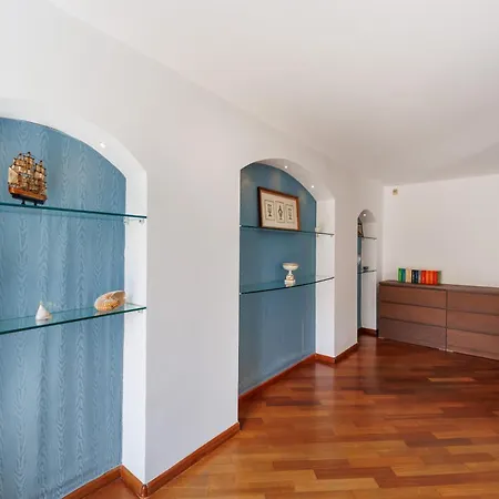 Riviera House 2 Sea View Group And Family By Houseinnaples Apartament