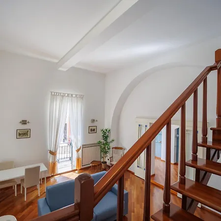 Riviera House 2 Sea View Group And Family By Houseinnaples Apartament *