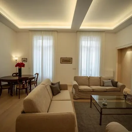 Luxury In Naples