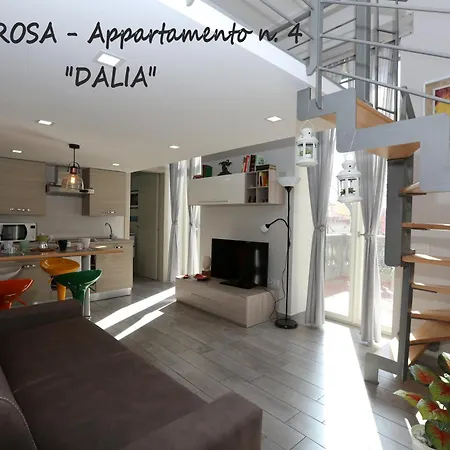 Rosa Apartment *