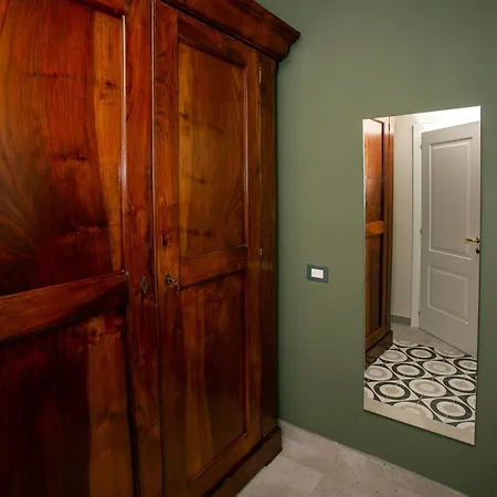 Xenia Neapolis Guest house *