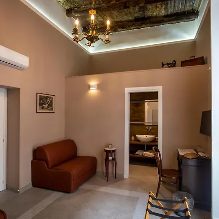 Xenia Neapolis Guest house