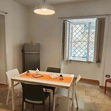 Tre Regine Apartment *