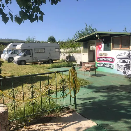 Sosta Camper E Roulott L'amour Camping