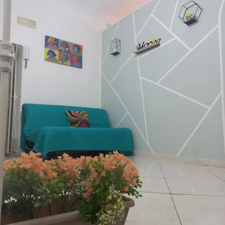 Il Balconcino Ai Tribunali *