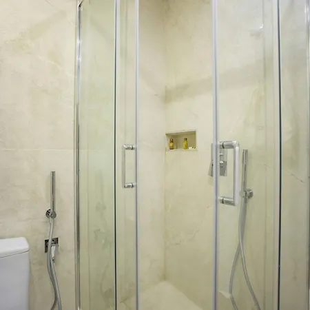 Domus Deorum Deluxe 2* Napoli