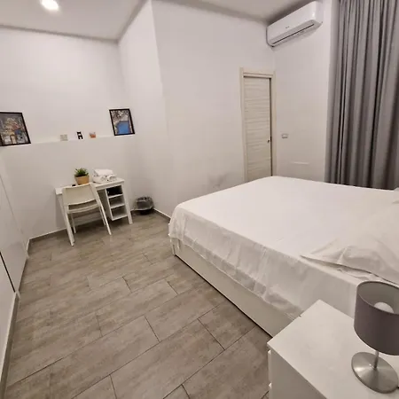 Bed & Breakfast Casa Sanni Naples
