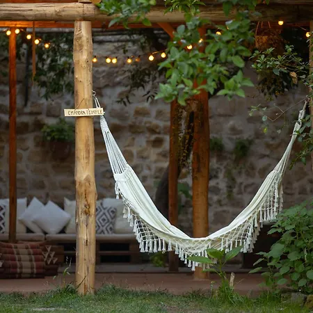 Hopestel Secret Garden Ostello *