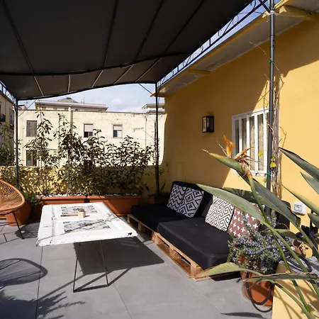 Hopestel Secret Garden Hostel Napoli