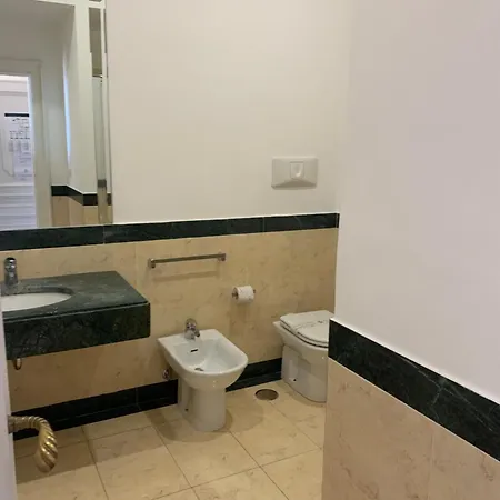 Gli Angioini Srl Aparthotel *