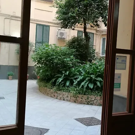 Terrazzo 44 * Nápoles