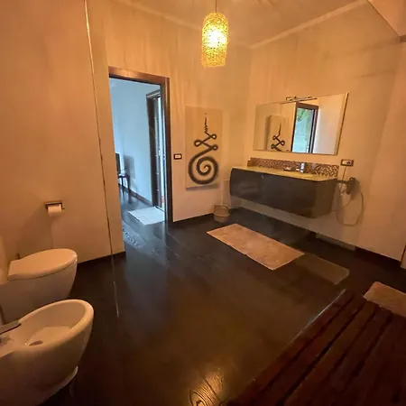 Pool And Garden House Naples