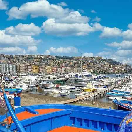 Stunning In With Wifi Naples