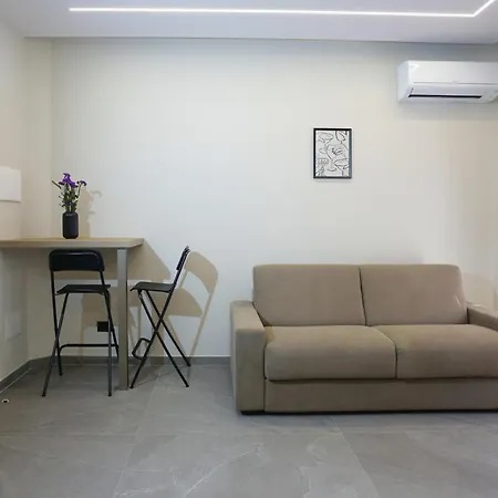 Rida 33 Vomero Holiday home *