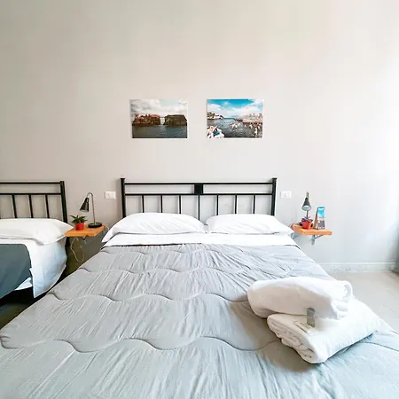 Hostal Napoli Nápoles