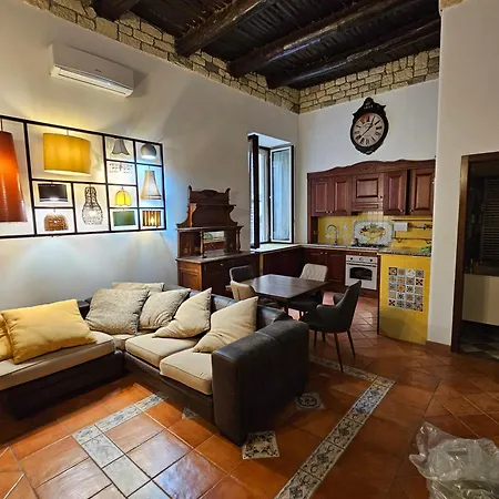 Oda ve Kahvaltı The Spanish Palace, Suites, Rooms, & Terraces Napoli