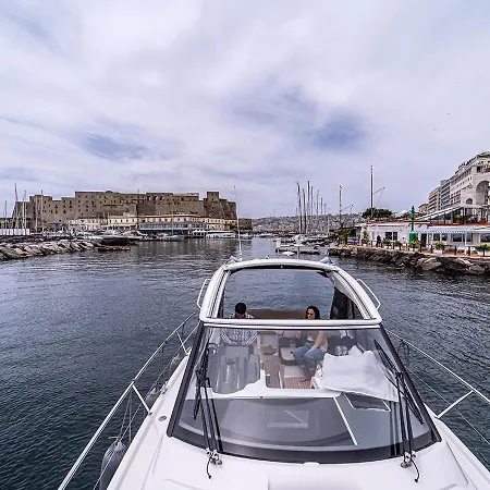 Le 4 Stagioni Dante's H Centro, By Clapa Group