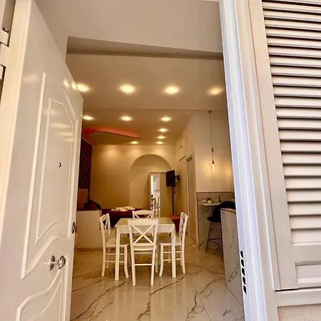 House Santa Fe * Naples