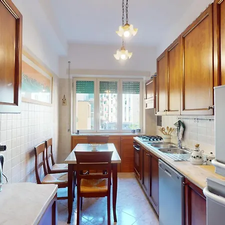 Family House Vomero Apartment