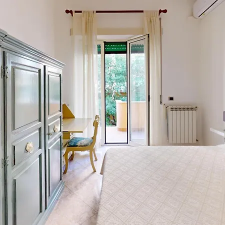 Family House Vomero Naples
