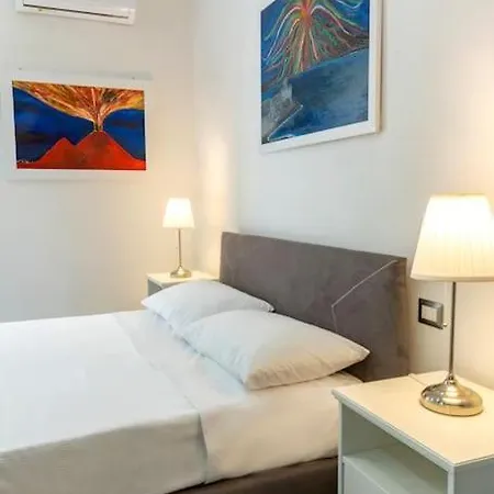 Apartment Giorgia's Historic Center