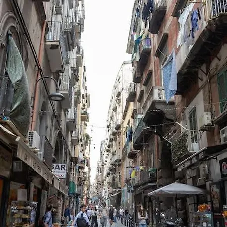 Giorgia's Historic Center Apartment