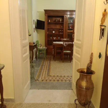 Apartment La Teresina -centrale Tra Stazione Centro Storico E Aeroporto *
