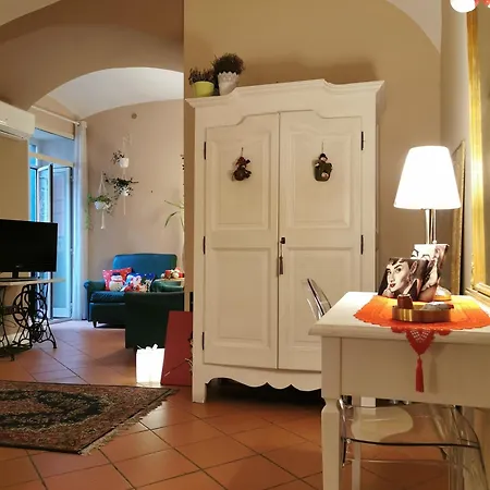 Bed Morelli 49 , Chiaia 2* Napoli
